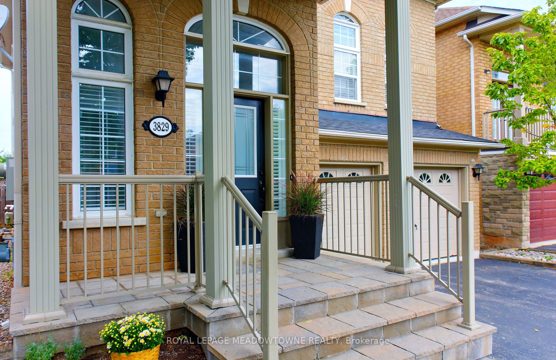 3829 Arbourview Terr