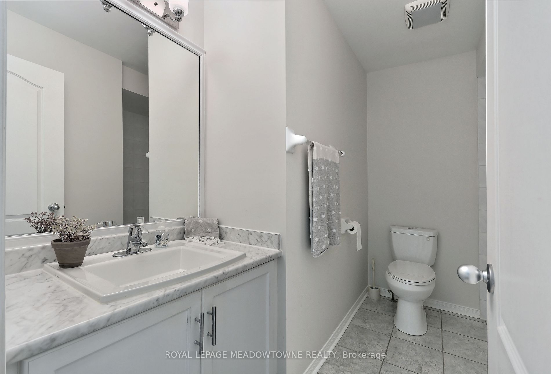 3829 Arbourview Terr