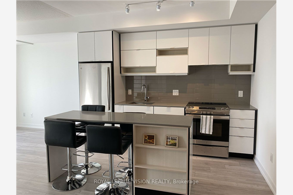 4065 Confederation Pkwy N, Mississauga