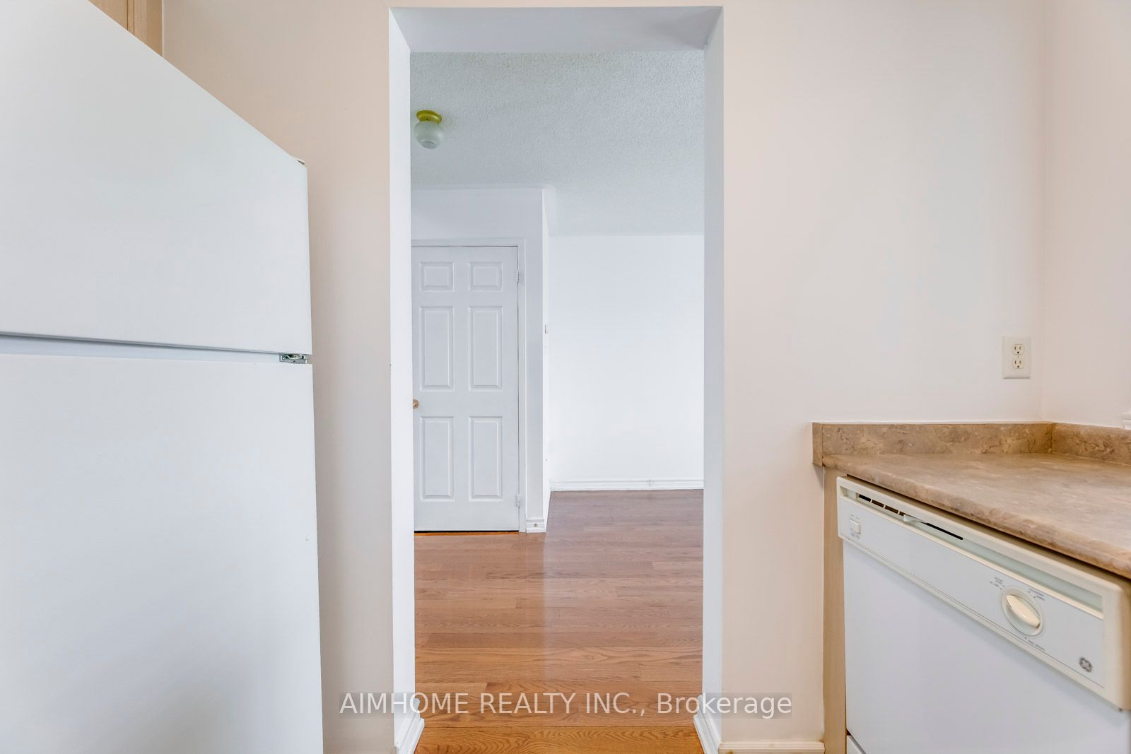 340 Kittridge Rd