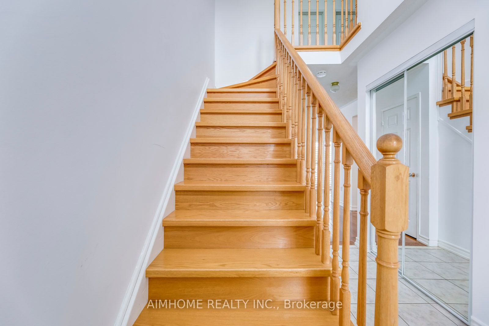 340 Kittridge Rd