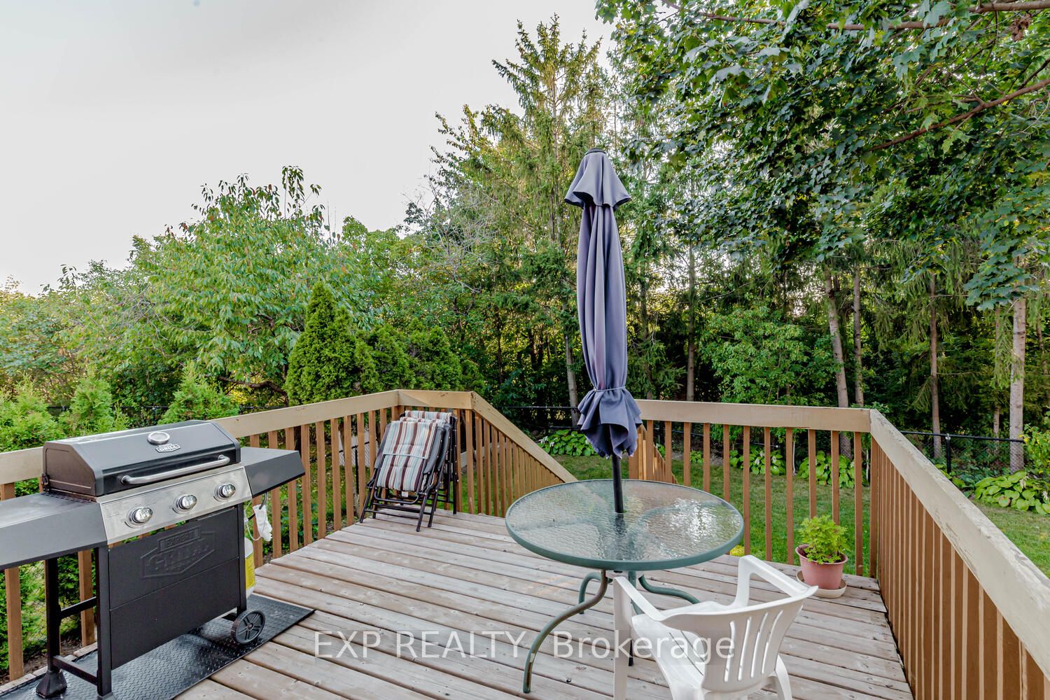 96 Valonia Drive N