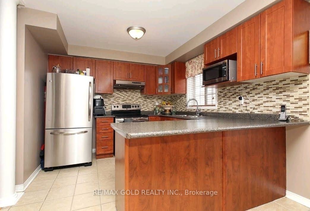 9800 Mclaughlin Rd, #203