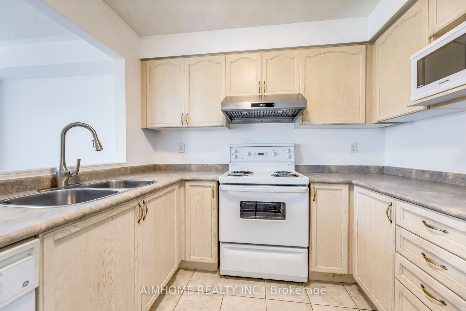 340 Kittridge Road