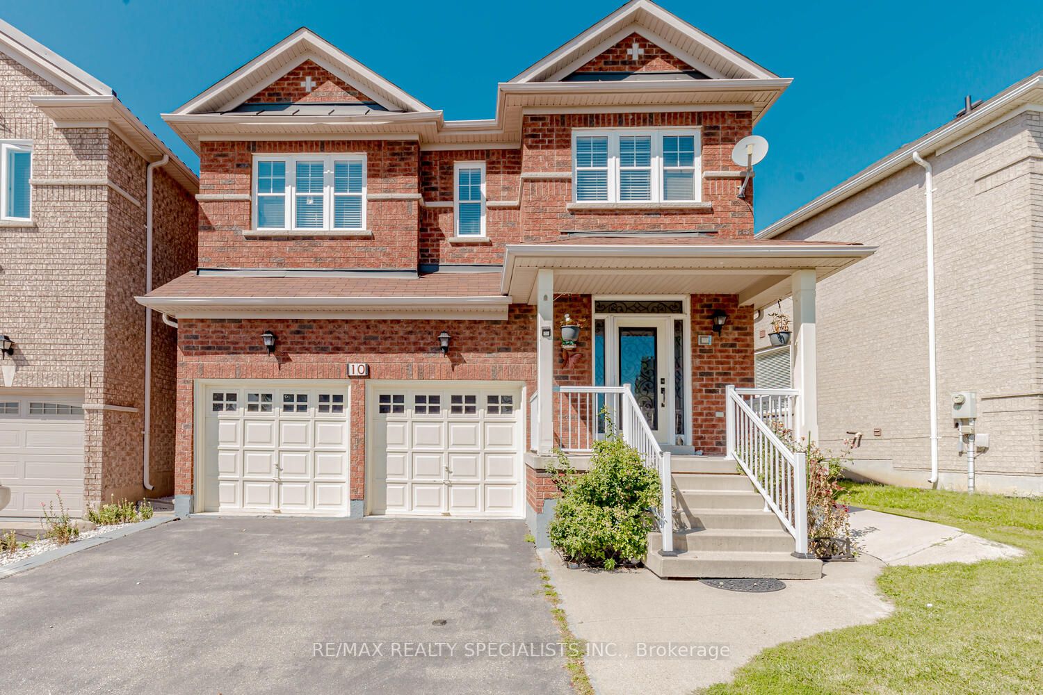 10 Pergola Way