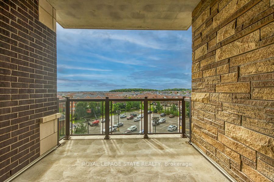 33 Whitmer St, #511