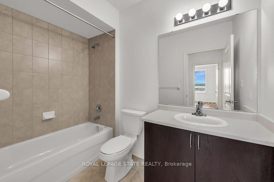 33 Whitmer St, #511
