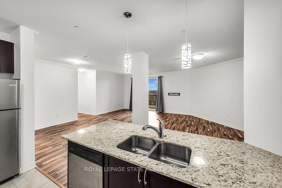 33 Whitmer St, #511