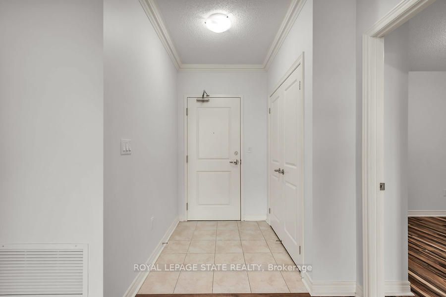 33 Whitmer St, #511