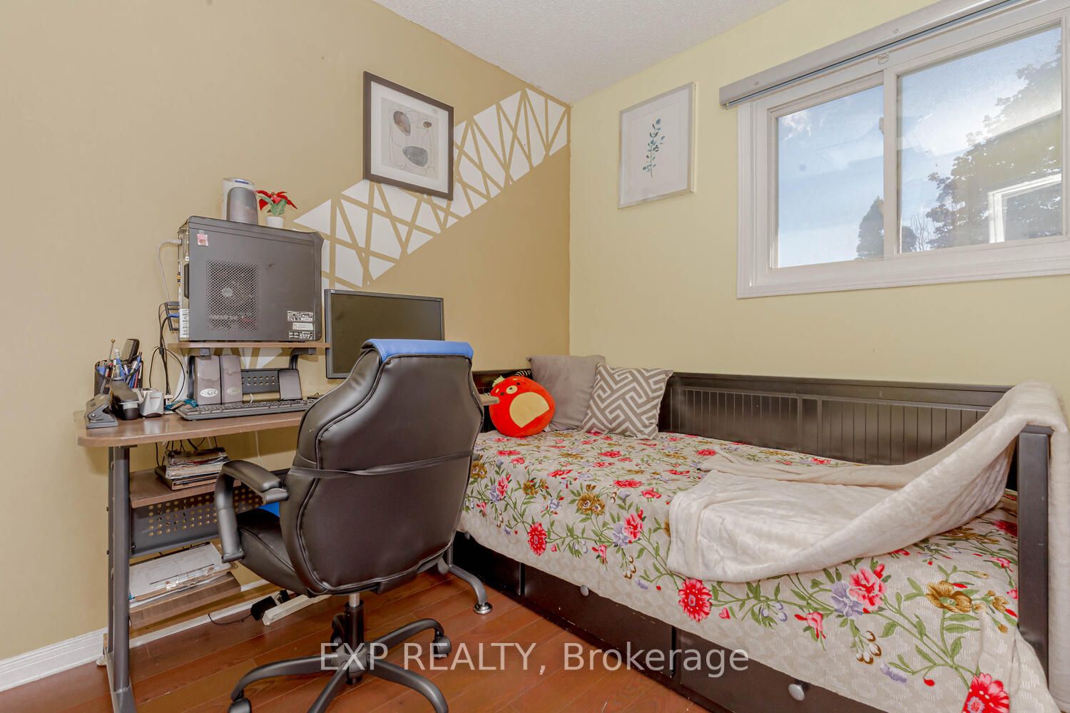152 Timberlane Drive N