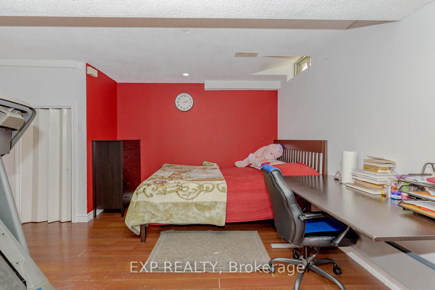 152 Timberlane Drive N