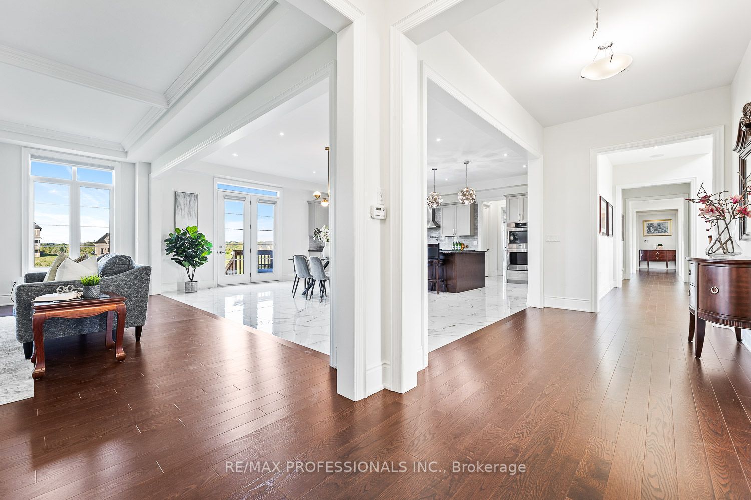 35 Amos Drive