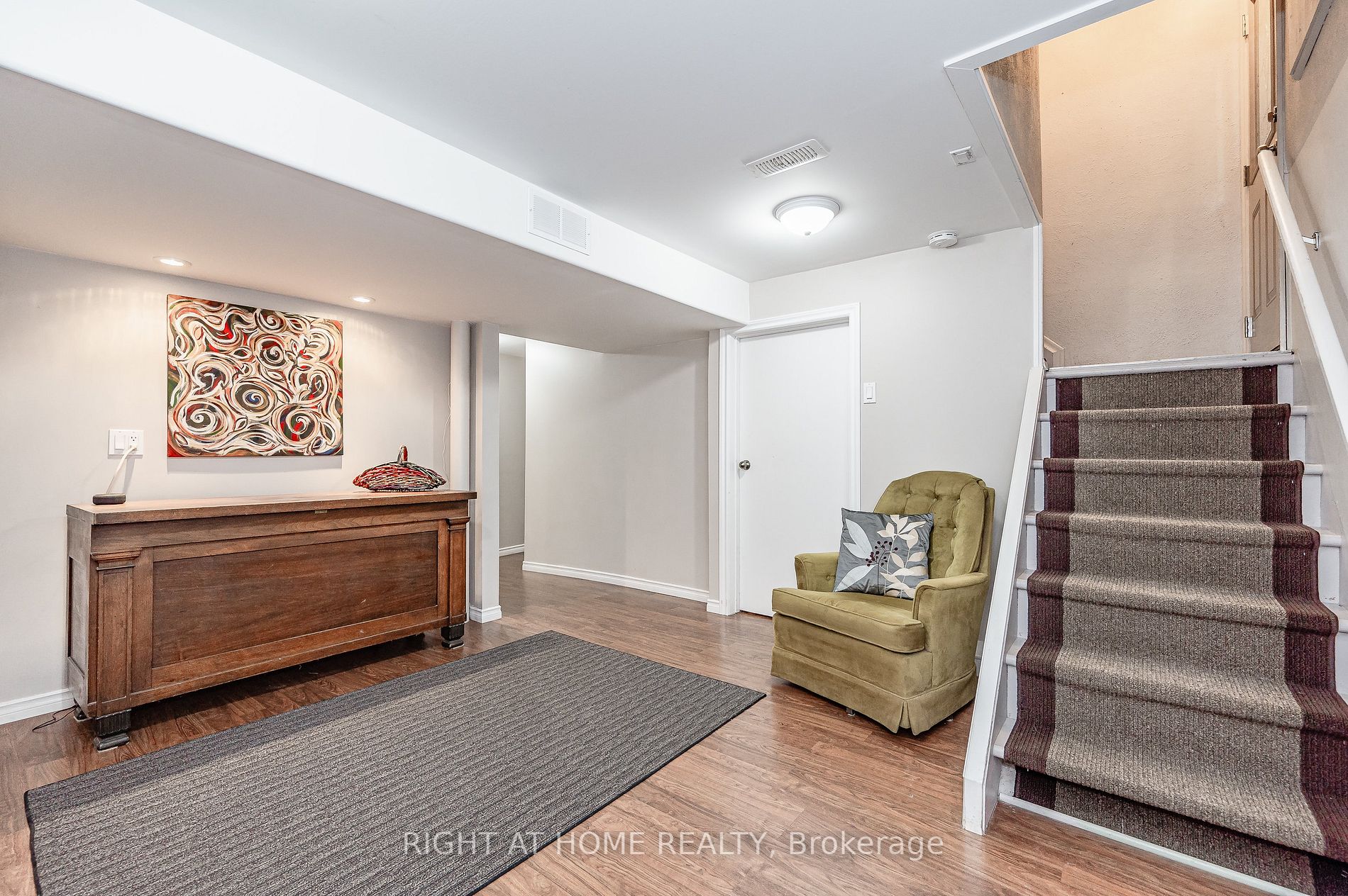 36 Fulford Pl