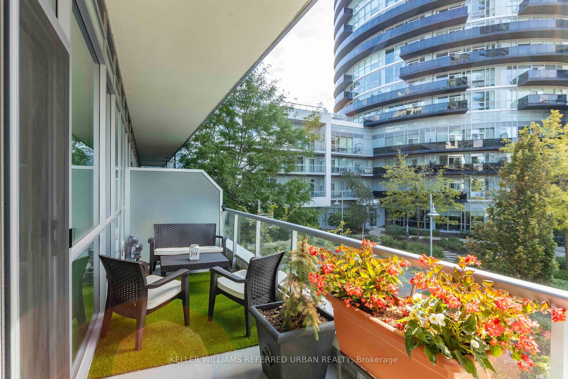 80 Marine Parade Dr, #210