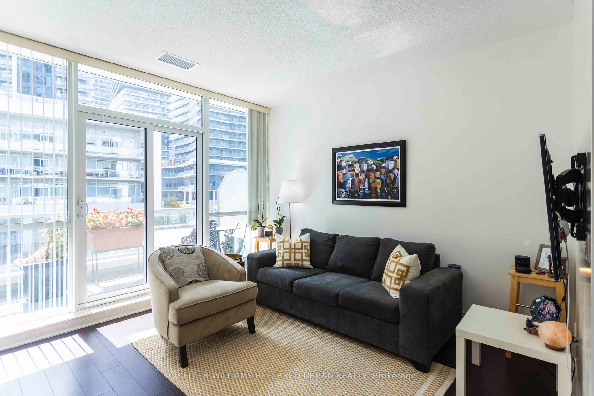 80 Marine Parade Dr, #210