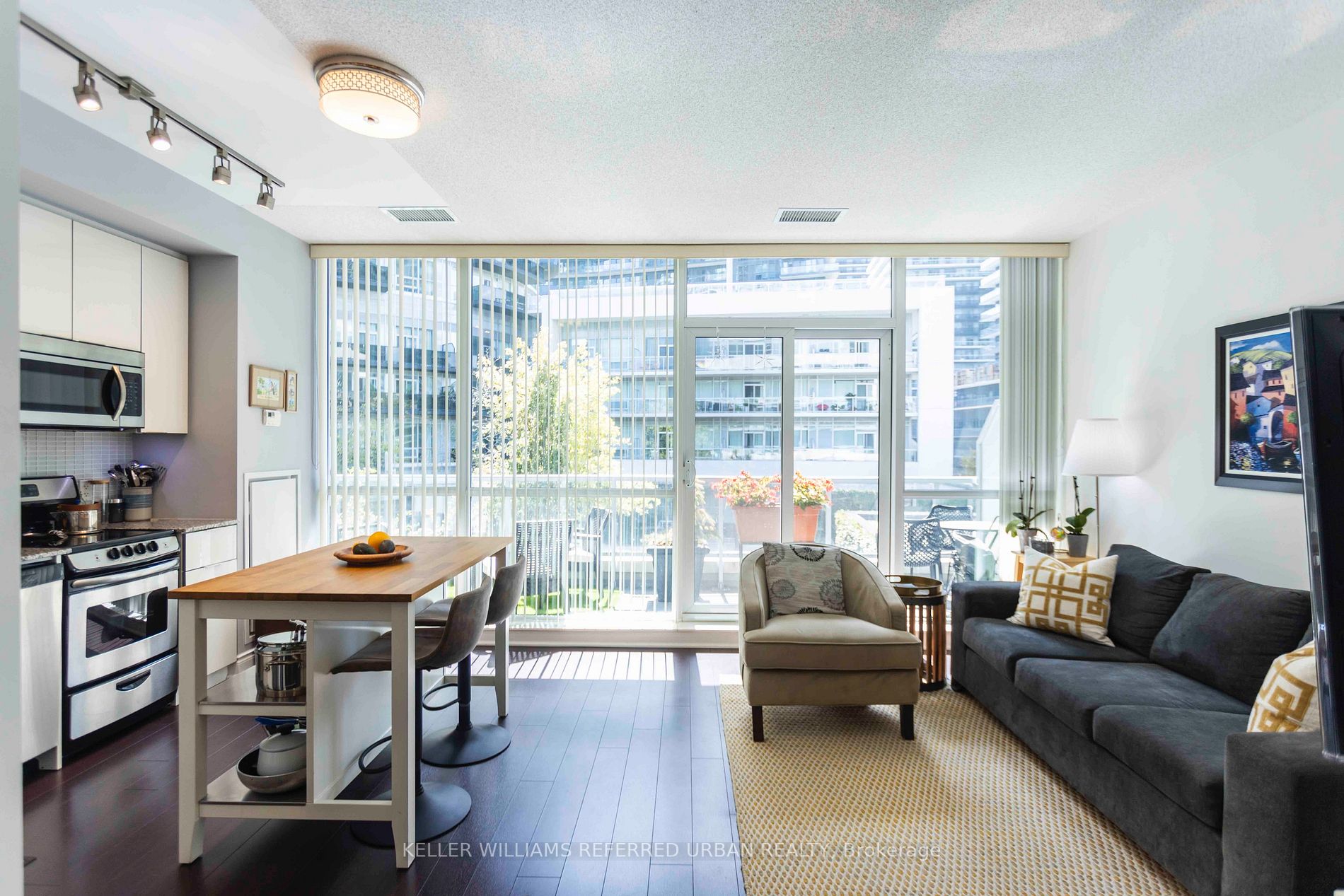 80 Marine Parade Dr, #210