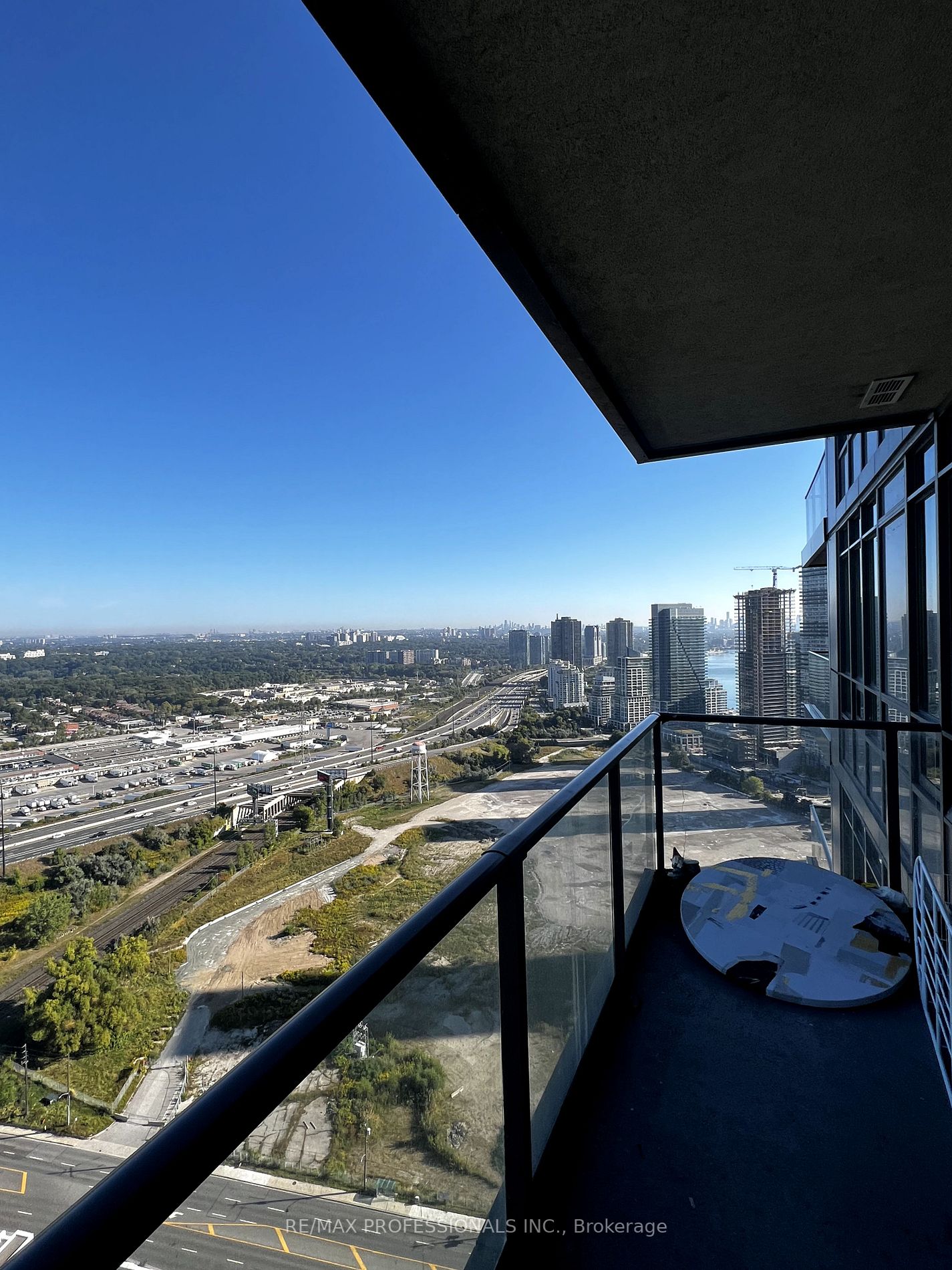 36 Park Lawn Rd, #3707