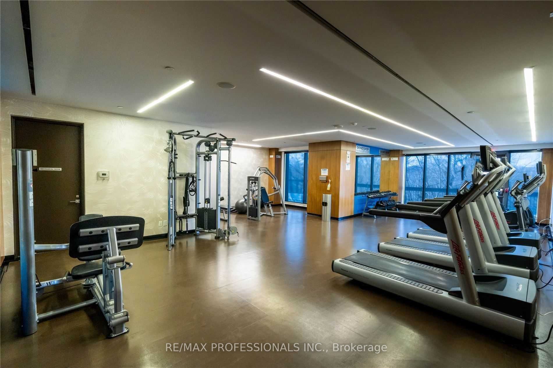 36 Park Lawn Rd, #3707