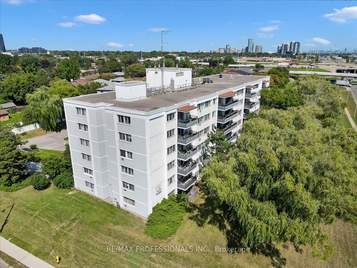 11 Neilson Dr, #603