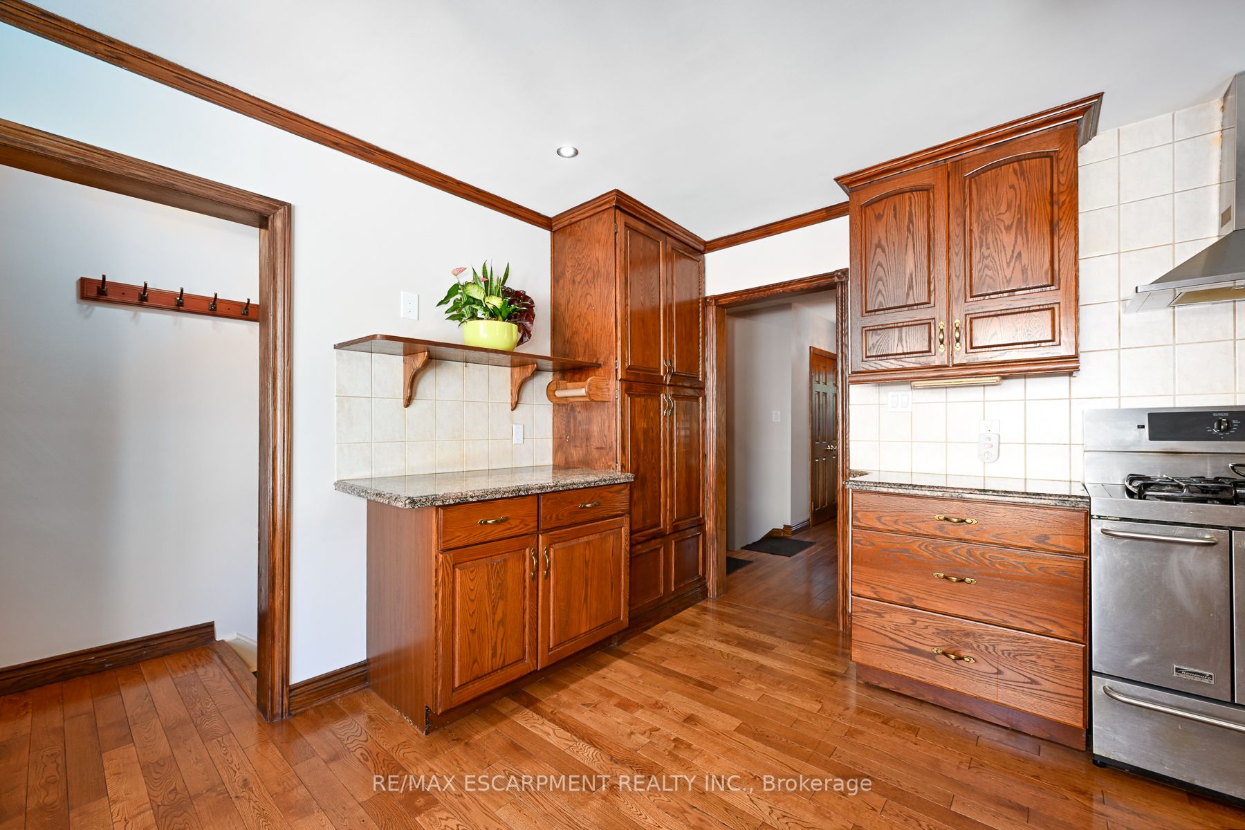 1009 Marley Cres