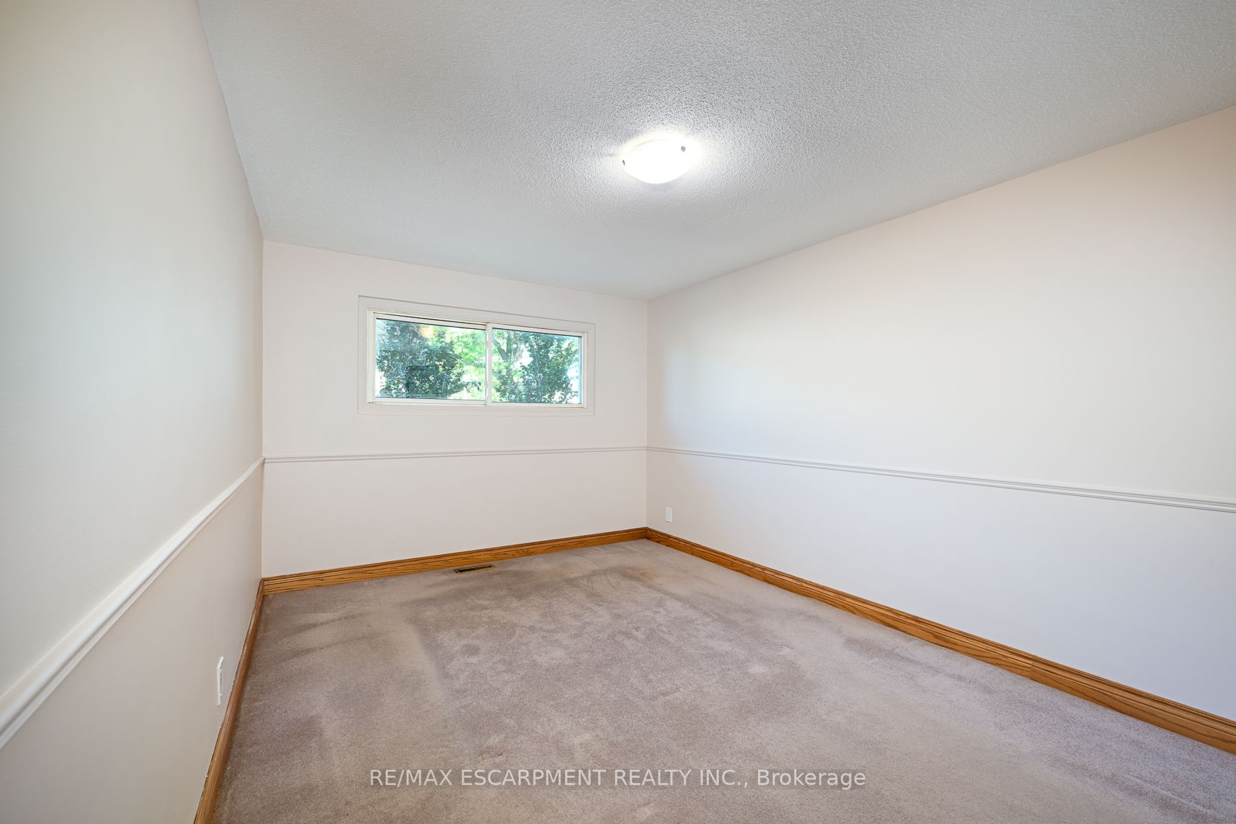 1009 Marley Cres