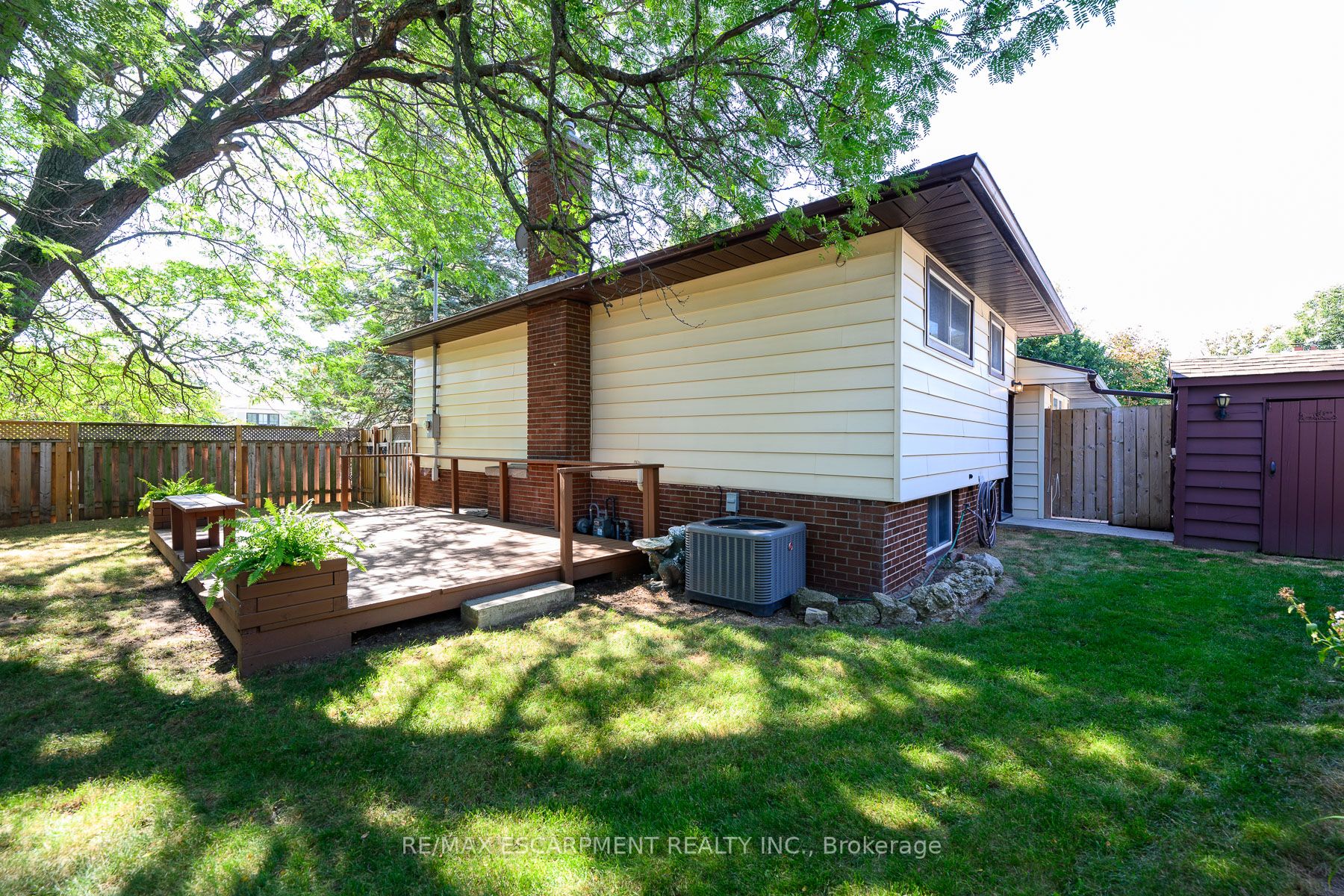 1009 Marley Cres