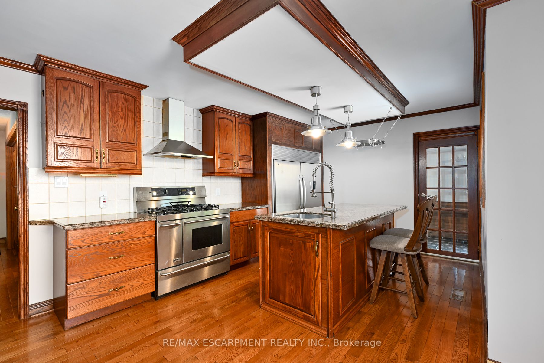 1009 Marley Cres