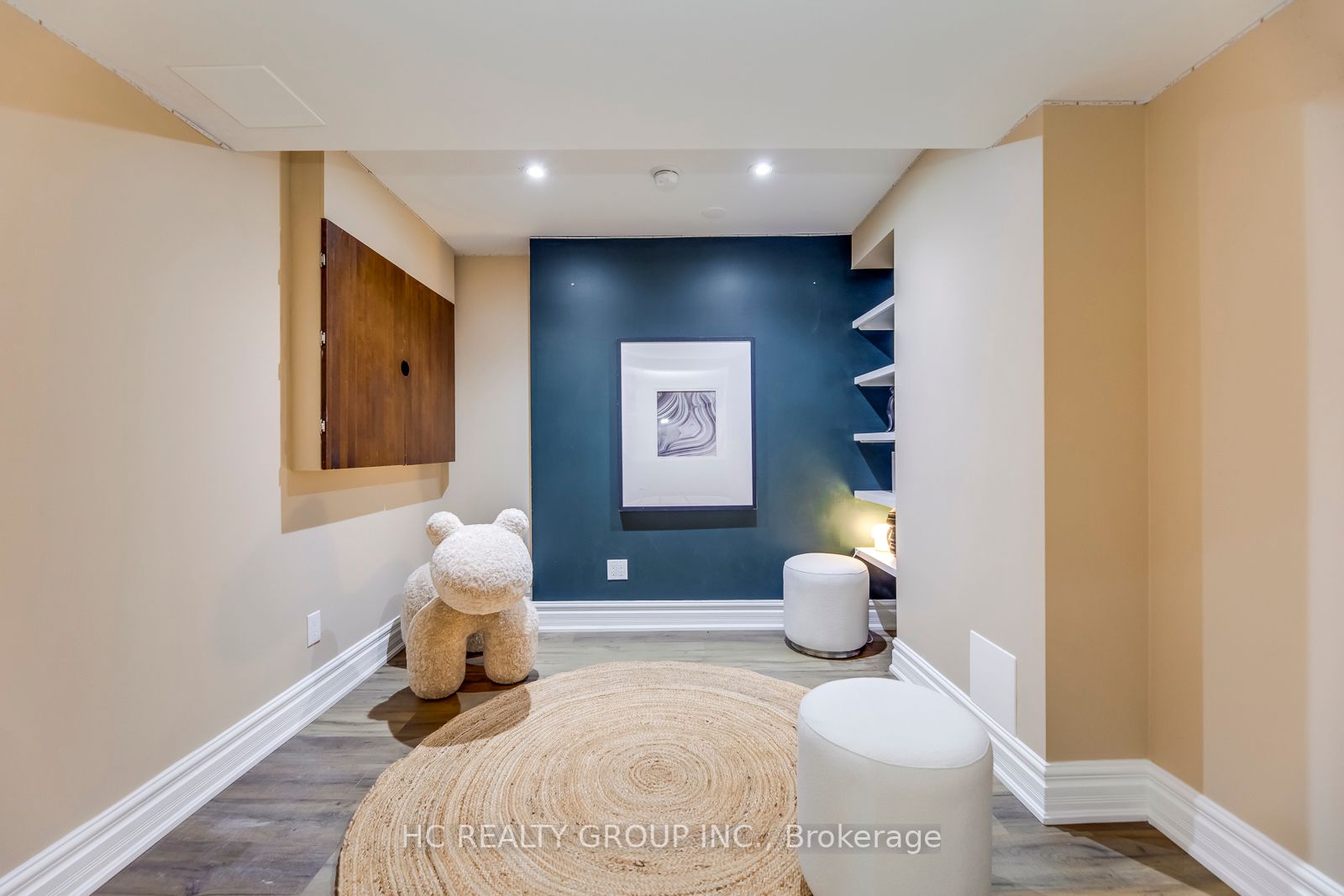2492 Chaplin Road
