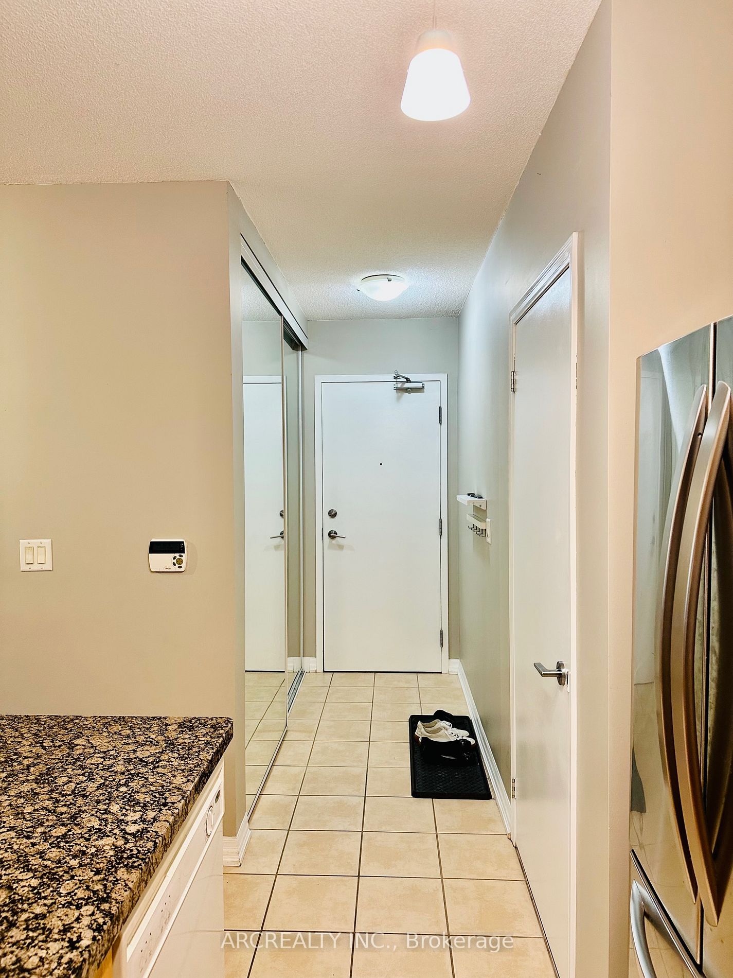 38 Fontenay Crt S, #301
