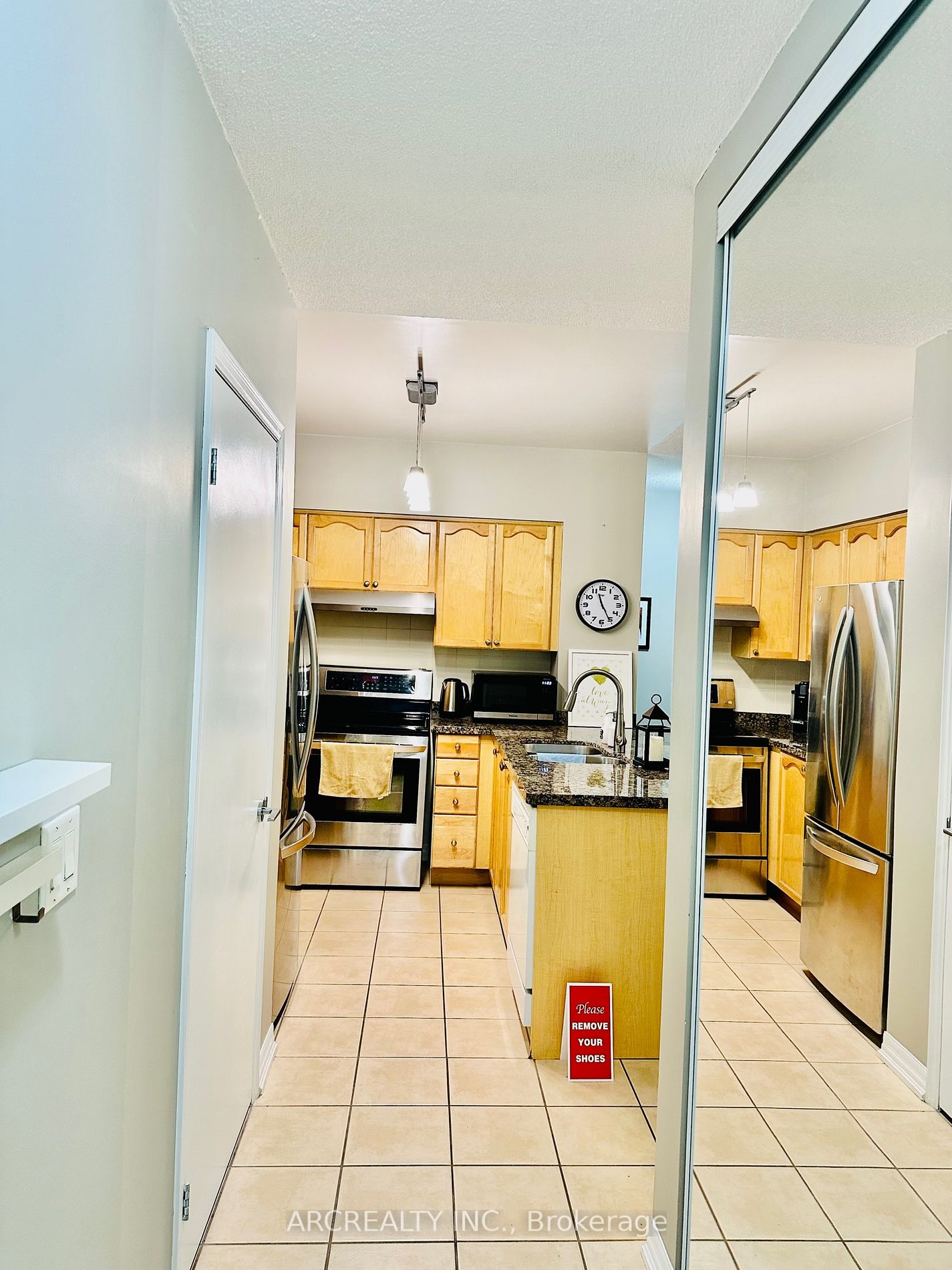 38 Fontenay Crt S, #301