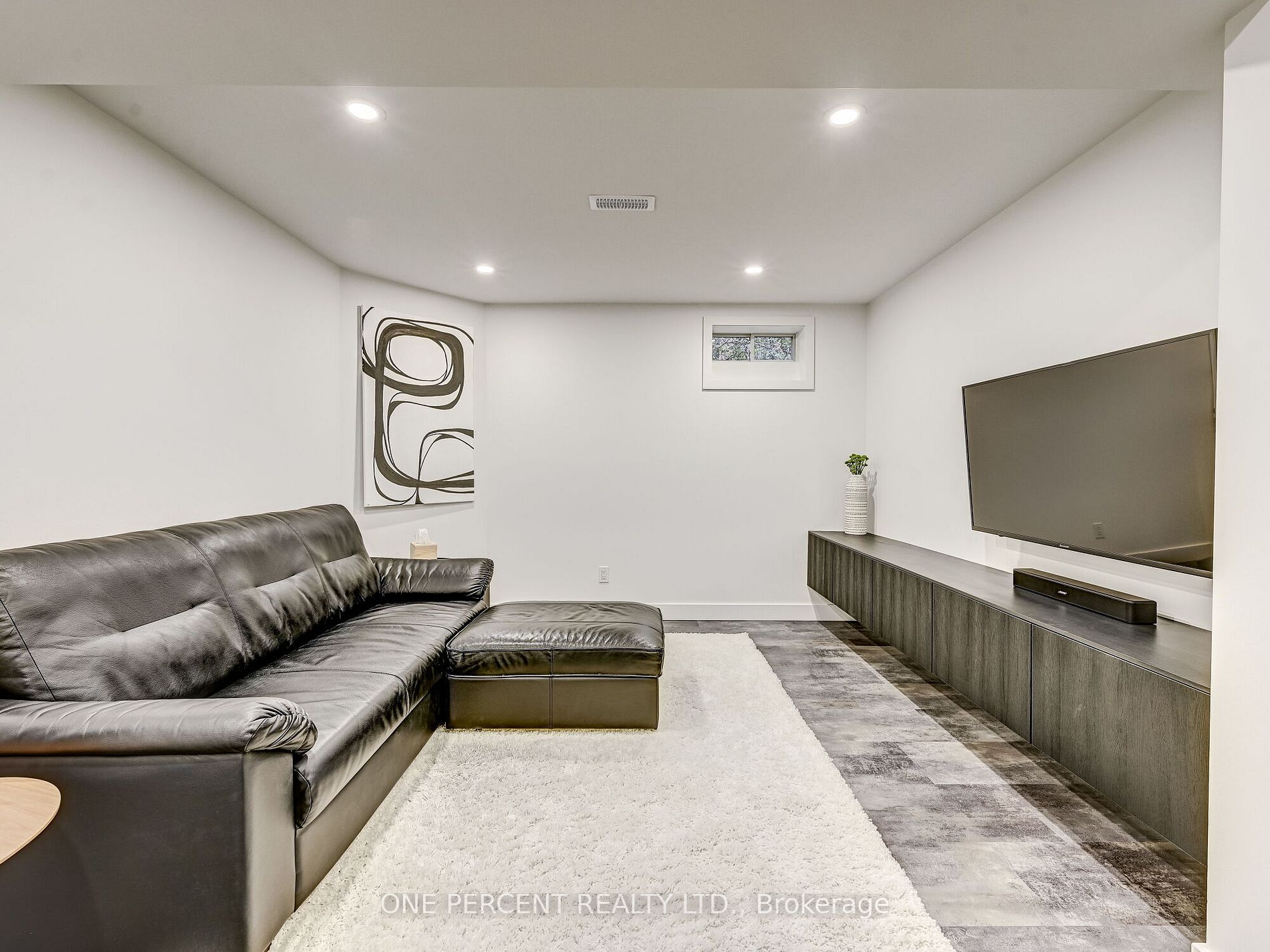 24 Berrydown Drive