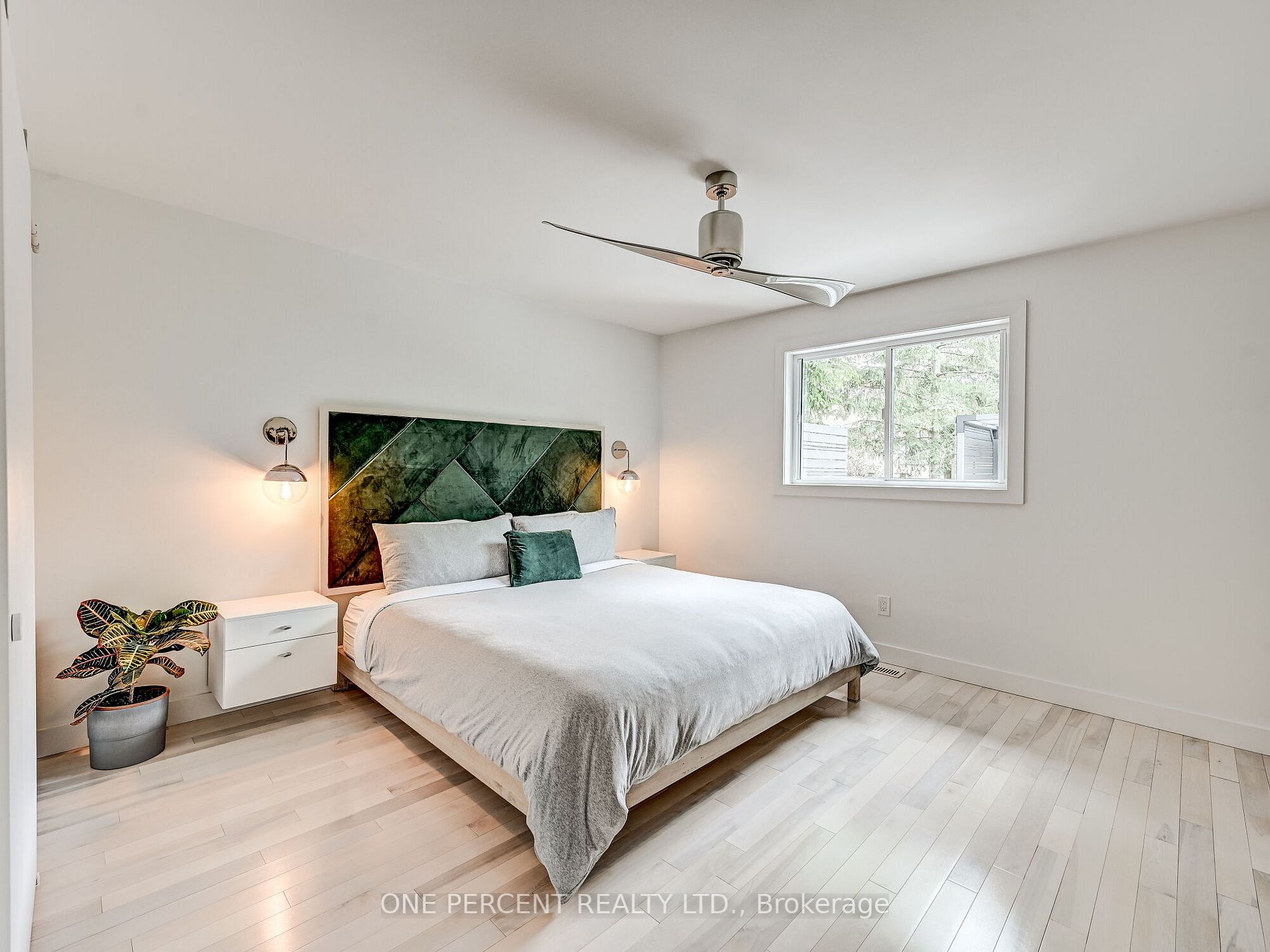 24 Berrydown Drive