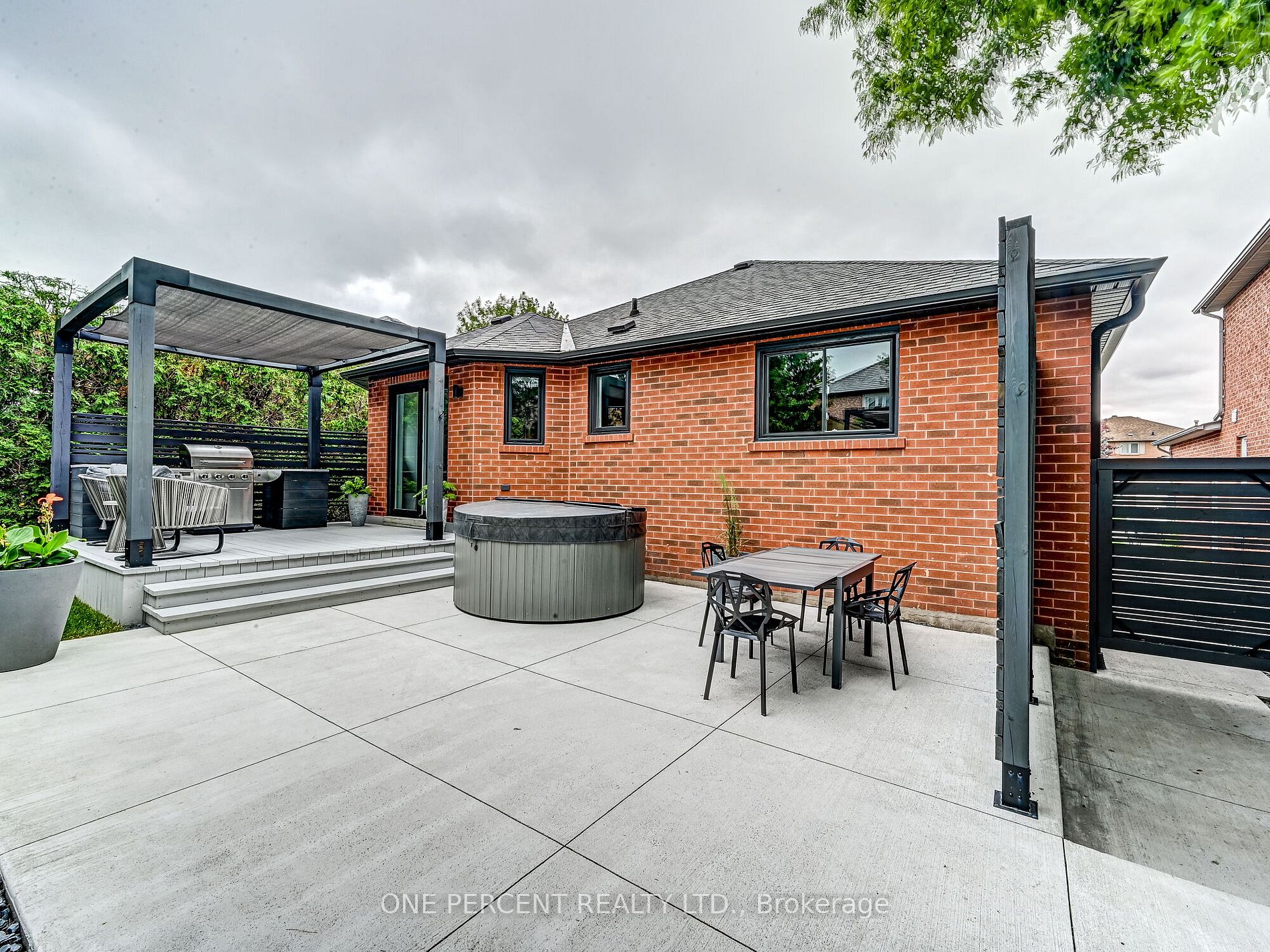 24 Berrydown Drive