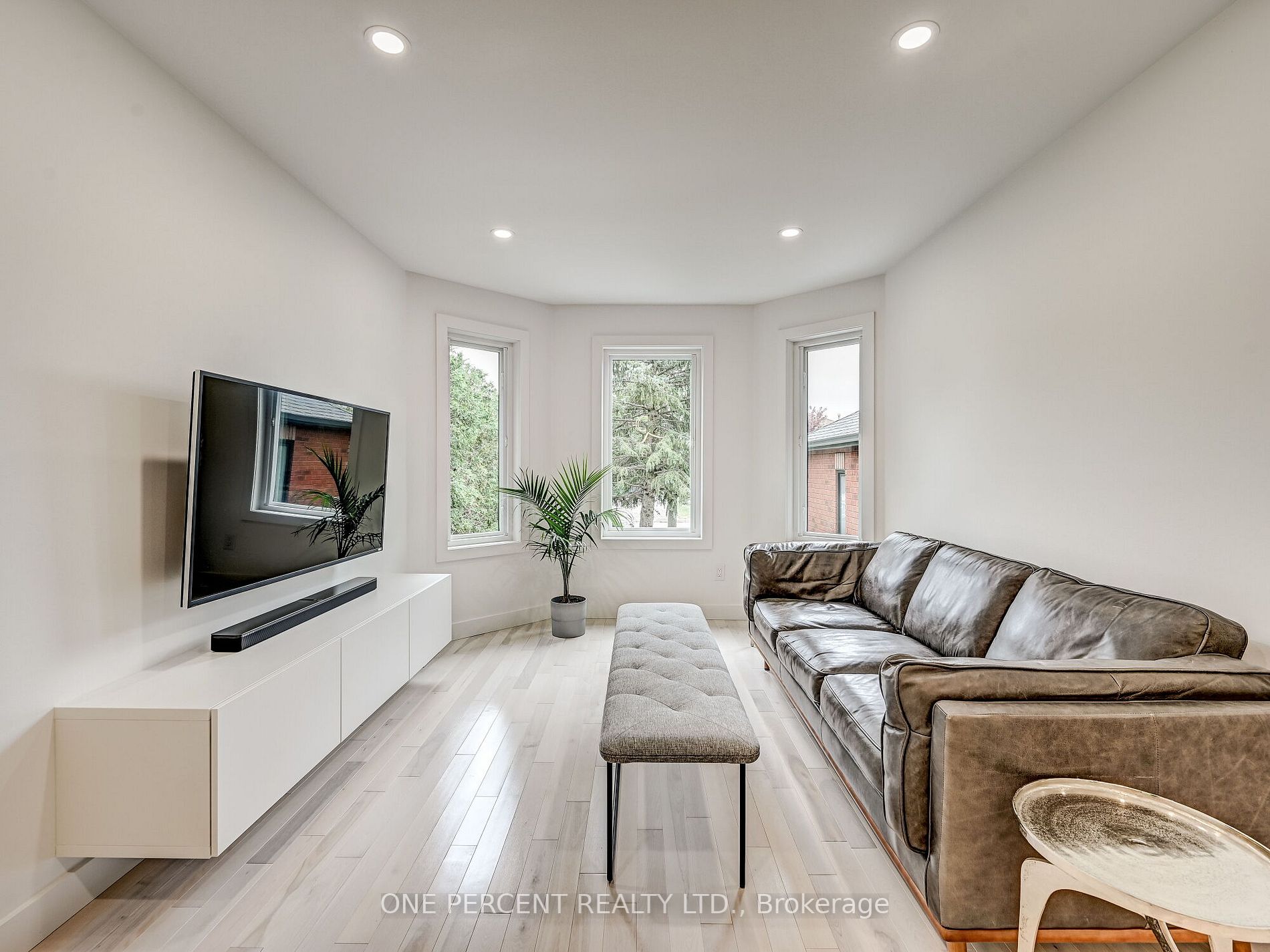 24 Berrydown Drive