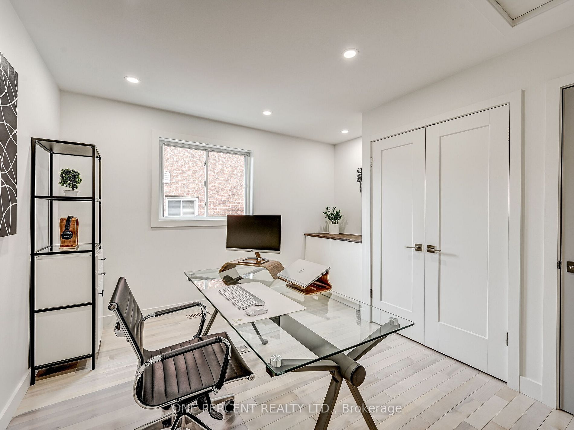 24 Berrydown Drive