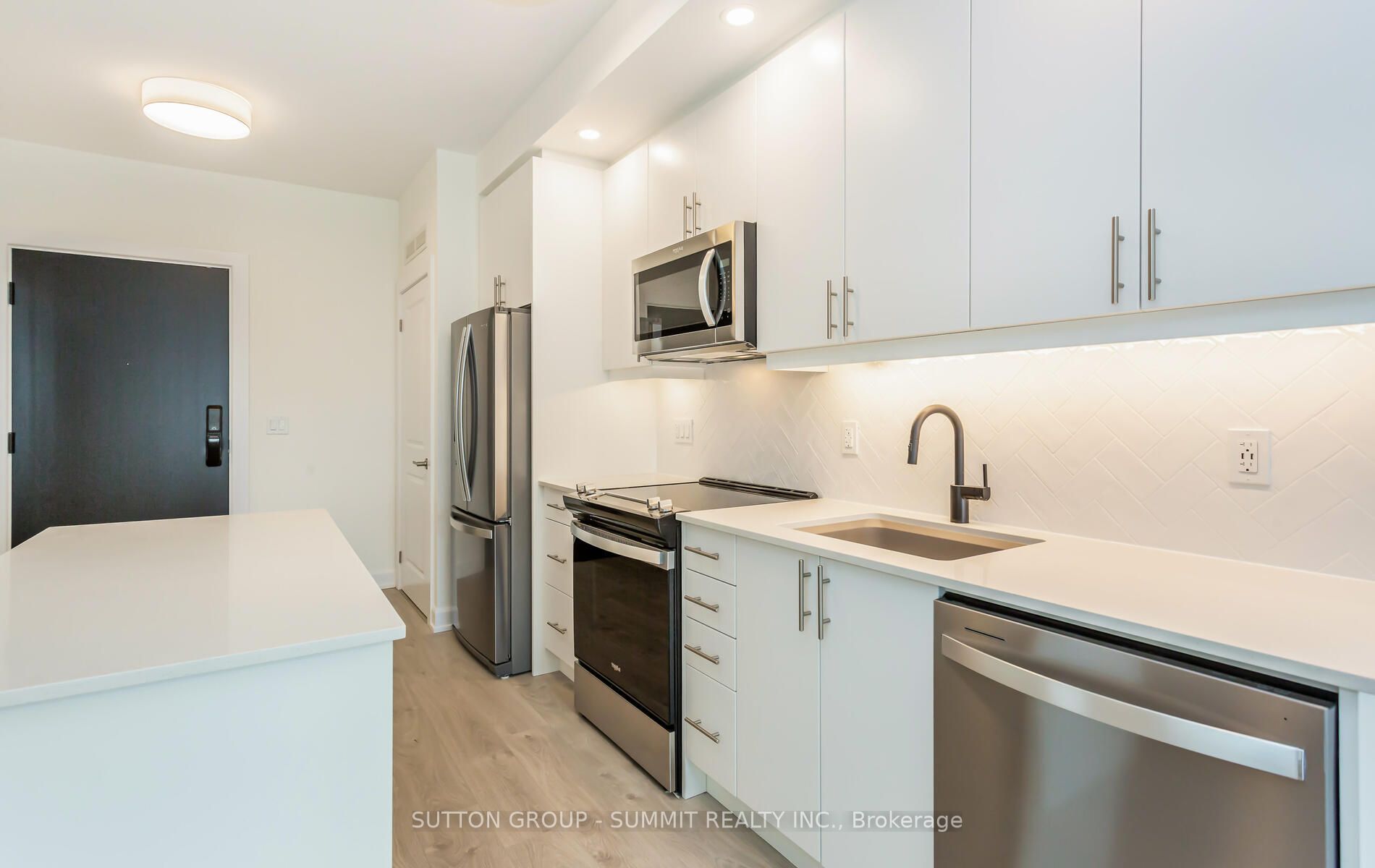 3200 William Coltson Avenue, #414