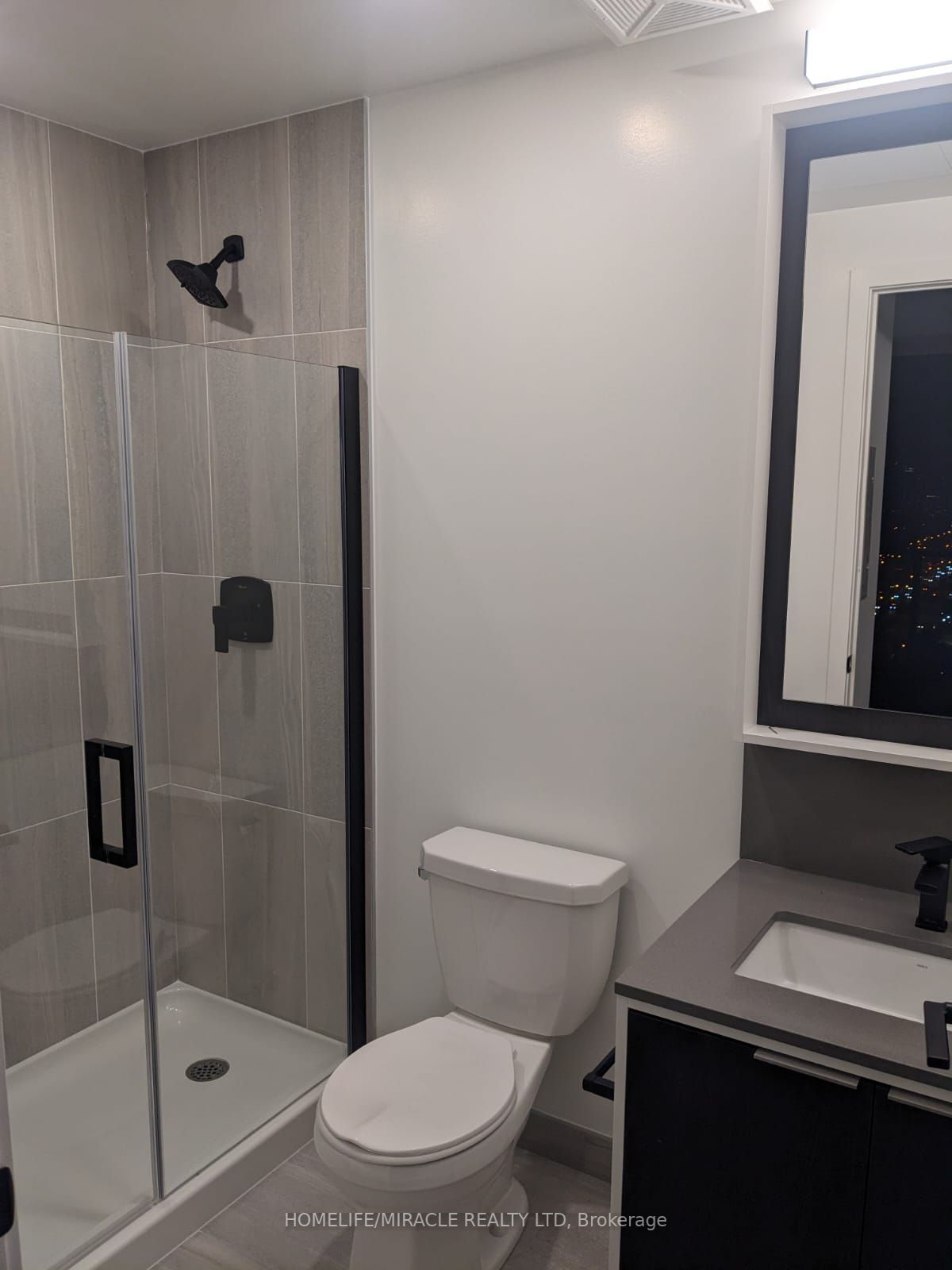 36 Zorra St, #2004