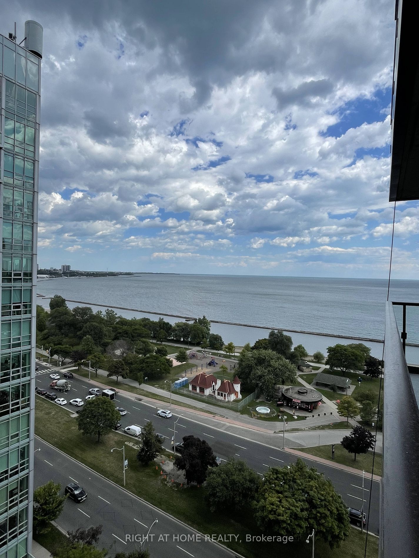 1926 Lakeshore Boulevard W, #1705
