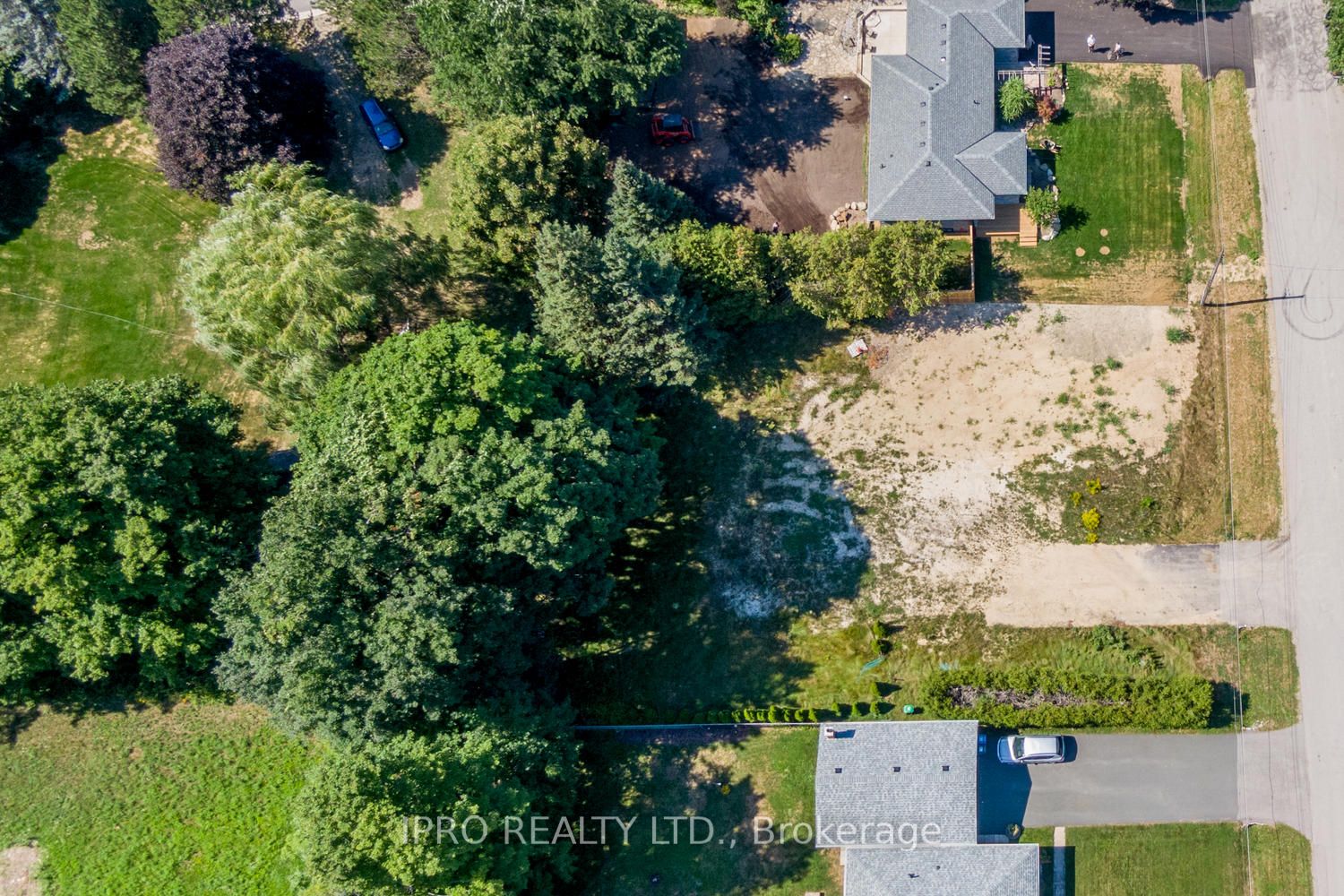 9 Maple Grove Rd
