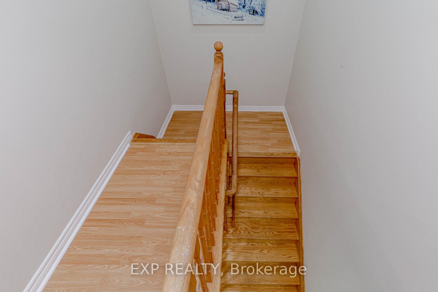 227 Queen Mary Drive W