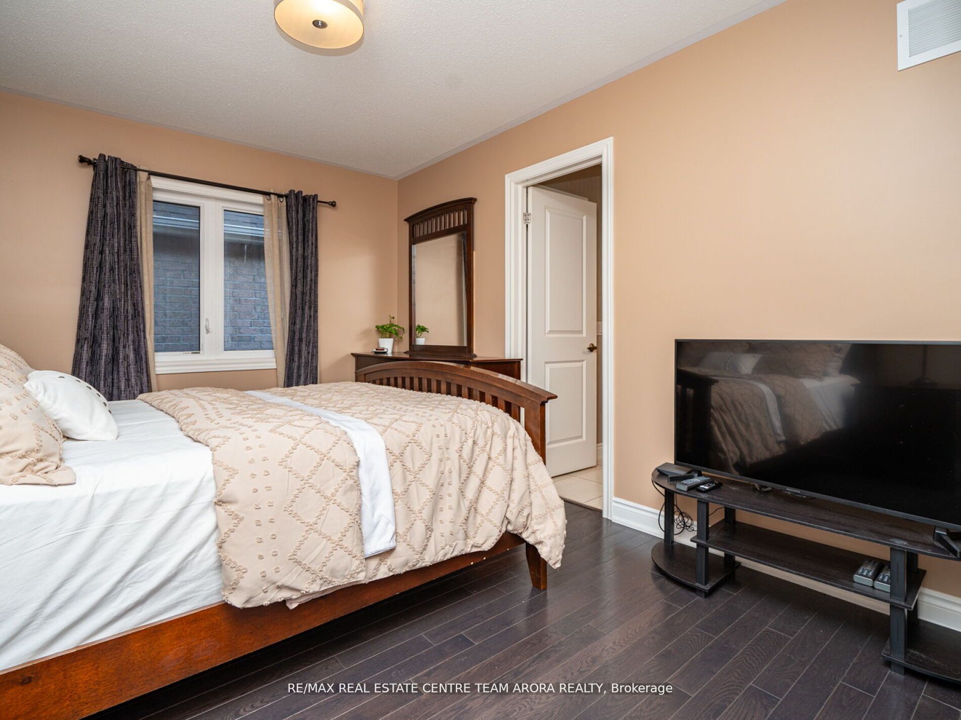 17 Blackberry Valley Crescent
