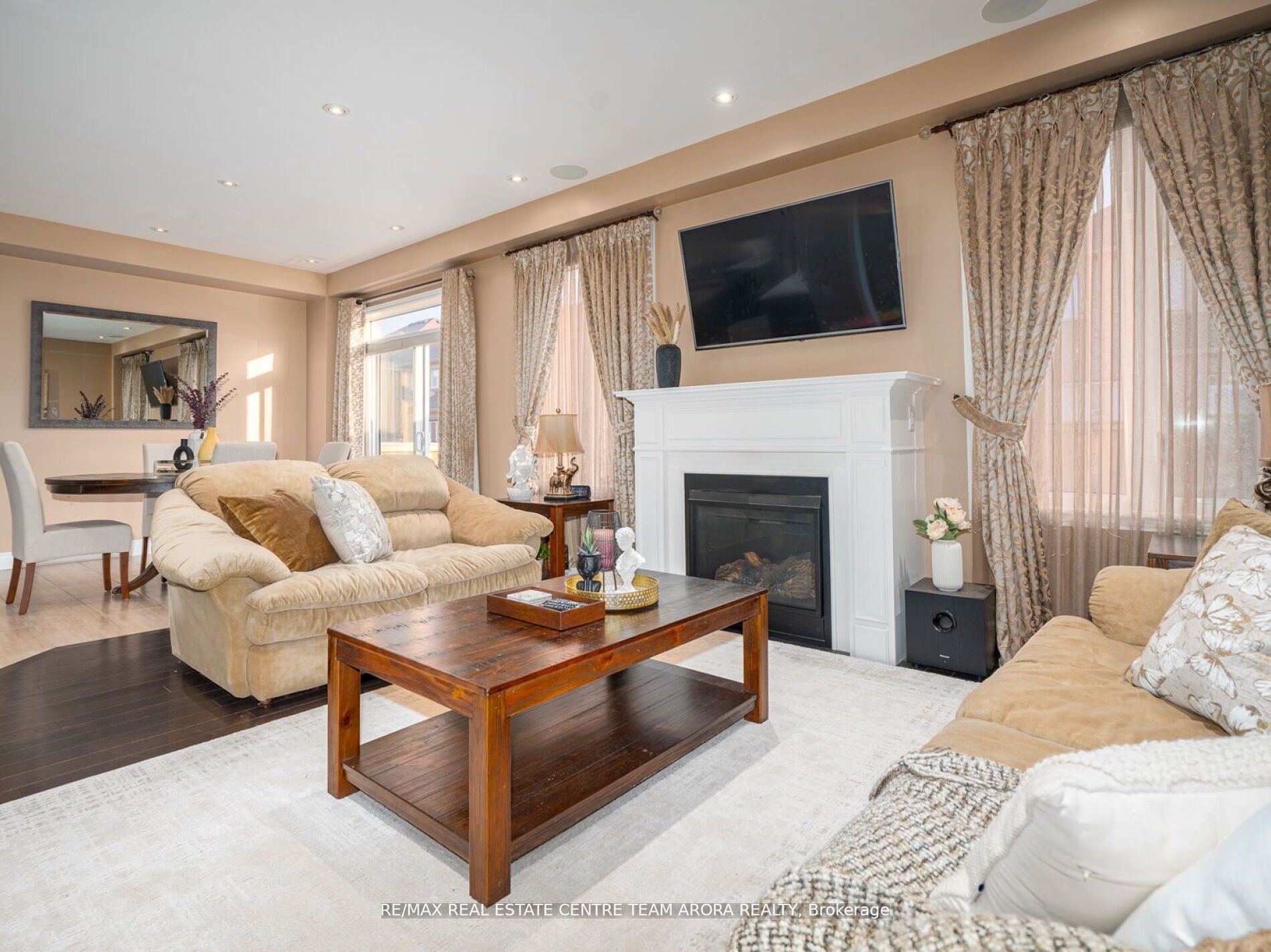 17 Blackberry Valley Crescent