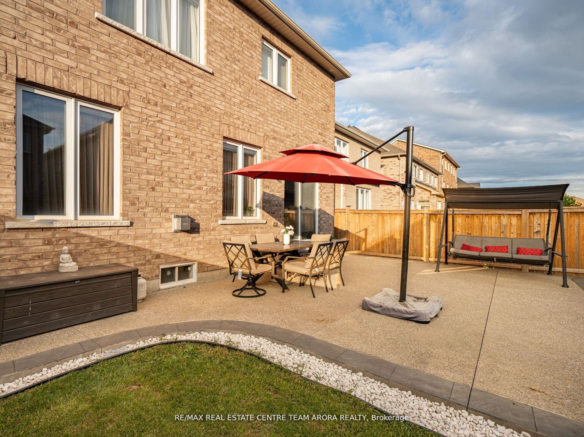 17 Blackberry Valley Crescent