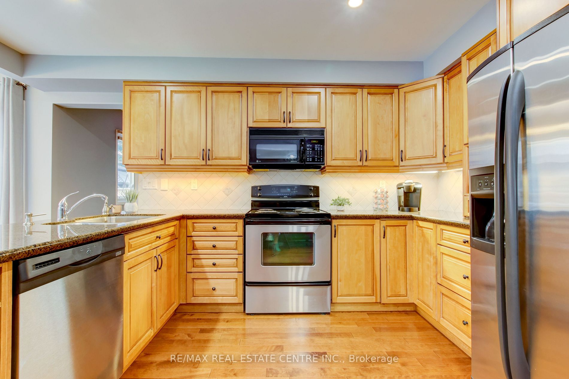 37 Petworth Rd