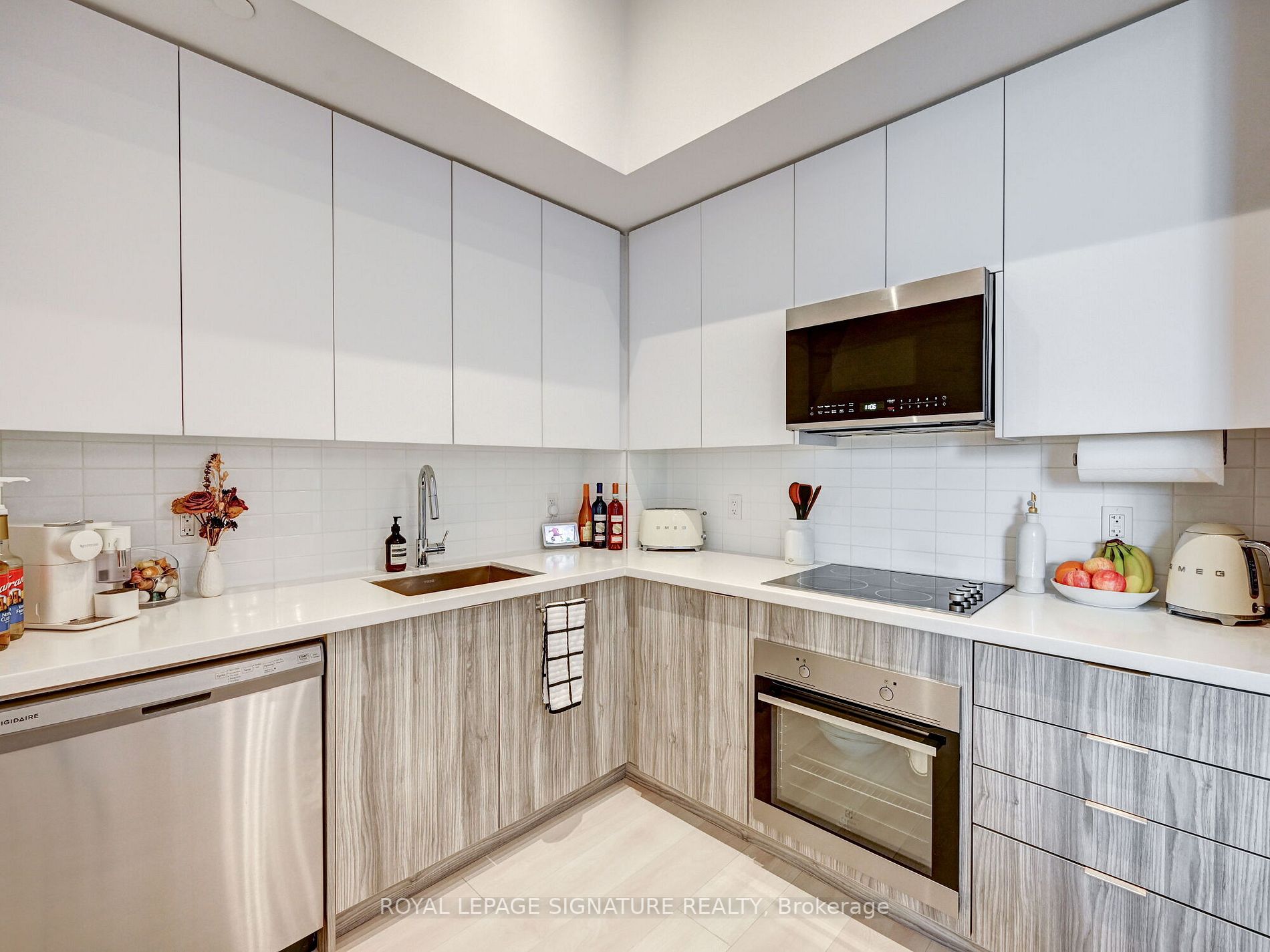 297 Oak Walk Dr, #318