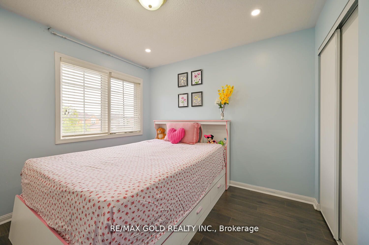 10 Narrow Valley Crescent