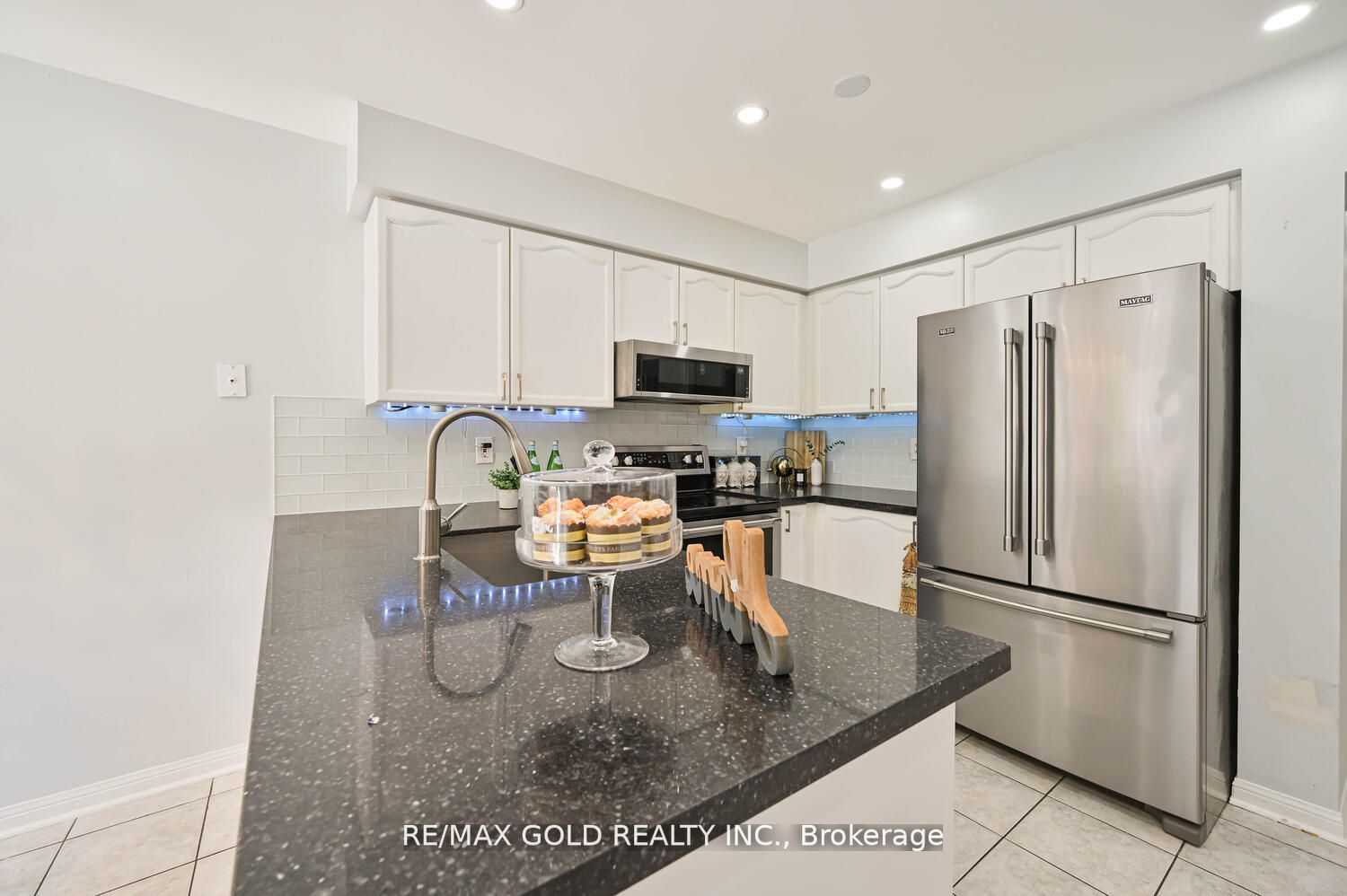 10 Narrow Valley Crescent