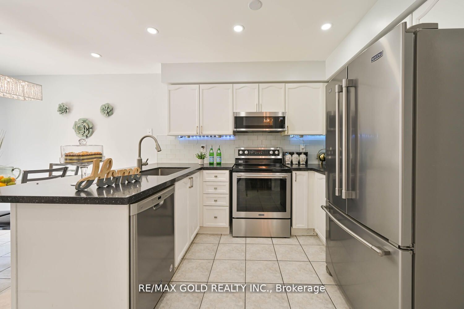 10 Narrow Valley Crescent
