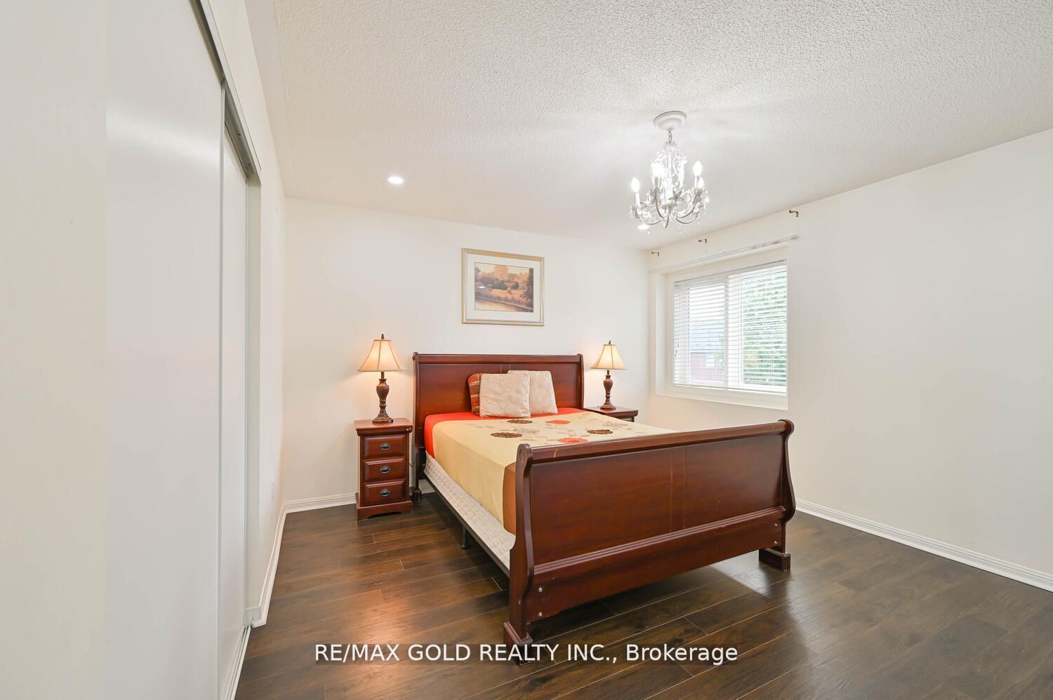 10 Narrow Valley Crescent