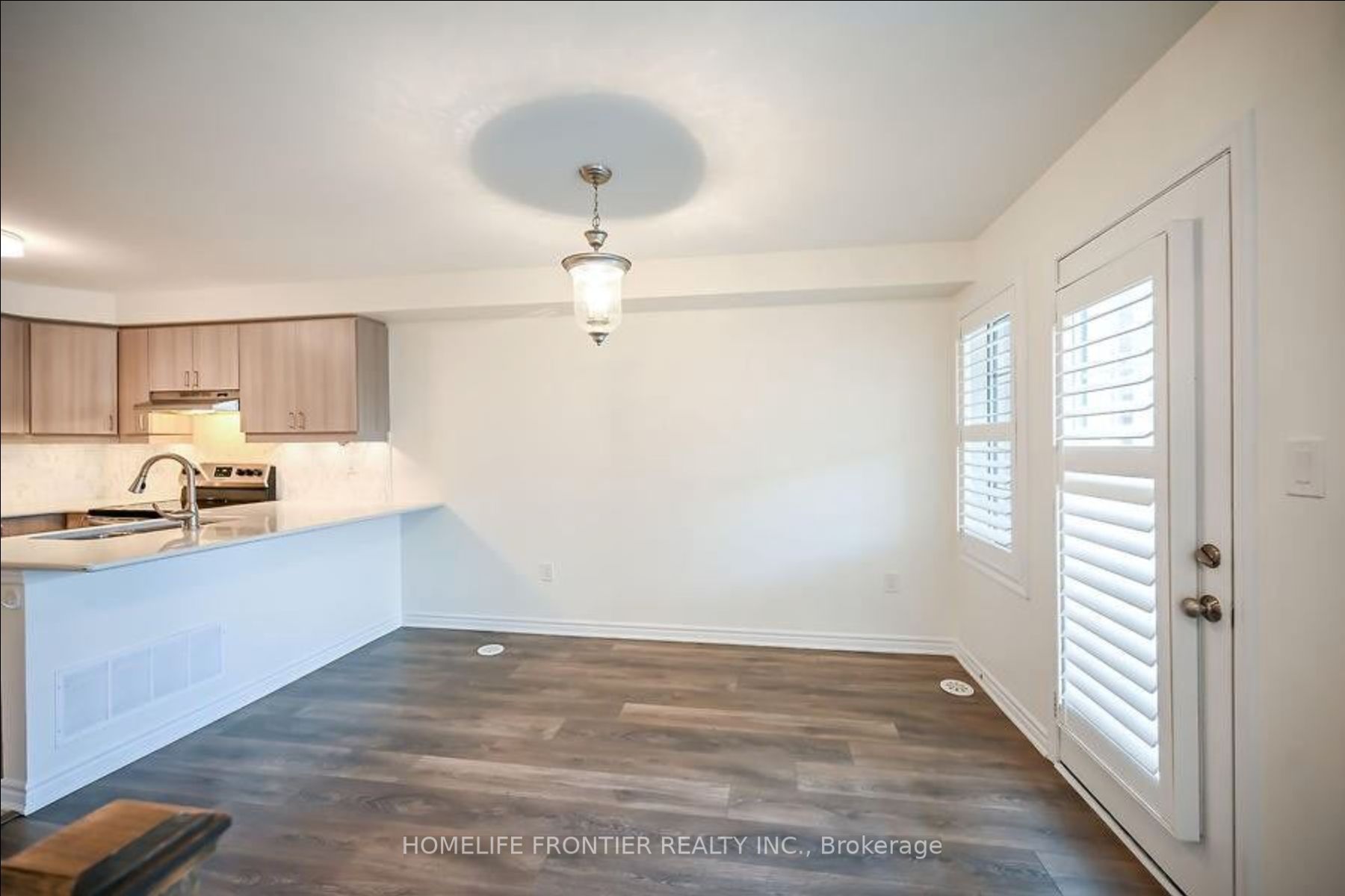 104 Frost Crt